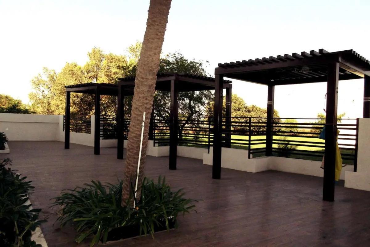 7 Seasons Palm Suite With Sky Orbit, Balcony, Swimming Pool, Wifi, Playground Rajkot Bagian luar foto