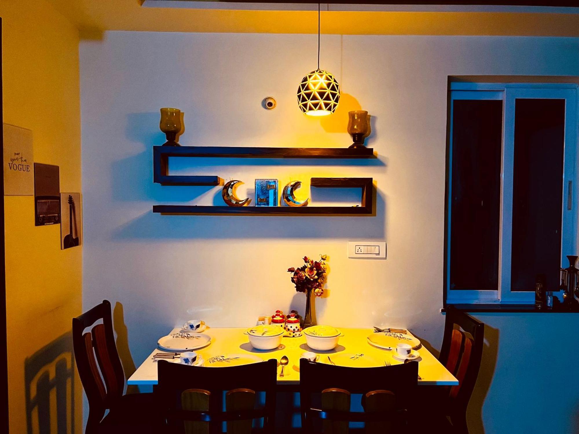7 Seasons Palm Suite With Sky Orbit, Balcony, Swimming Pool, Wifi, Playground Rajkot Bagian luar foto